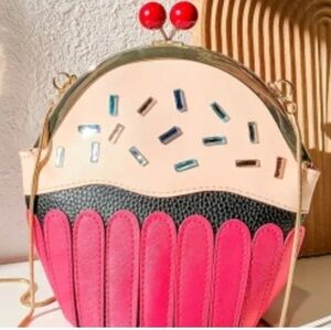 Pink and Black Cupcake Novelty Handbag NwT